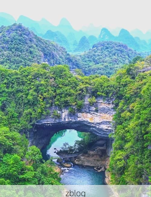 鹿寨县：喀斯特峰林屏障下的低感染样本