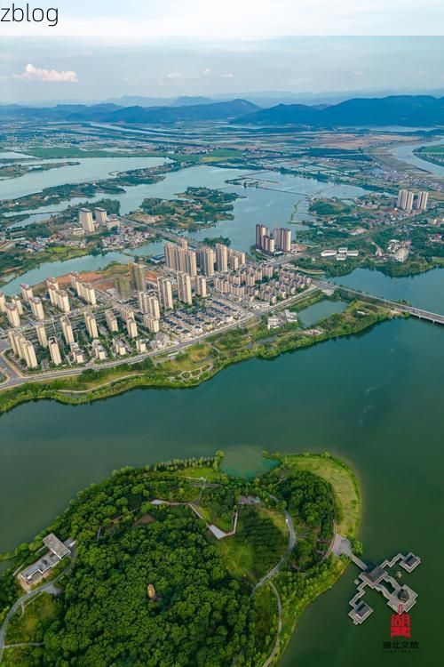 鄂州：江湖交汇之城的疫情防线与破口