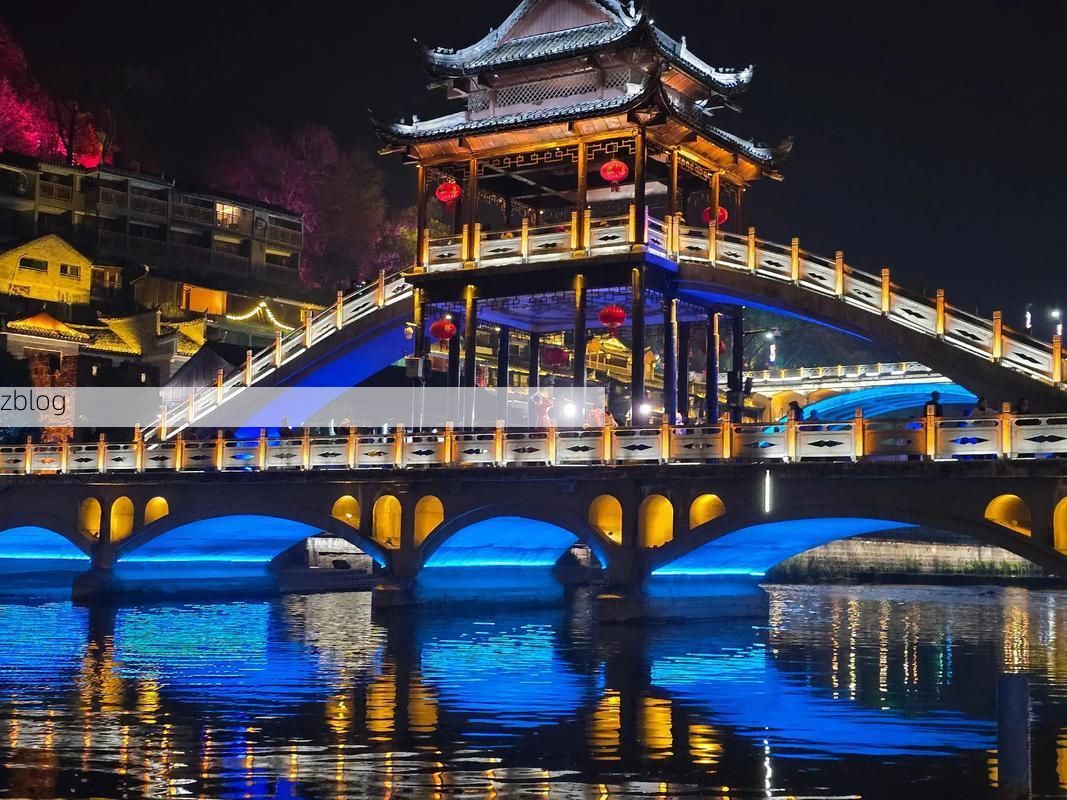 凤凰古城：山水屏障下的零感染坚守与防控挑战_64199