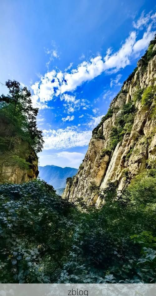 登封：嵩山屏障下的静默与零星扰动