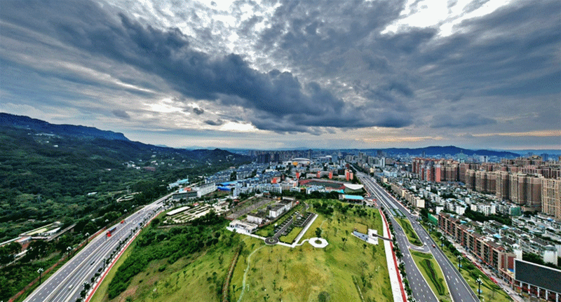 宜宾县：长江首城的地理屏障与疫情数据下的防控博弈